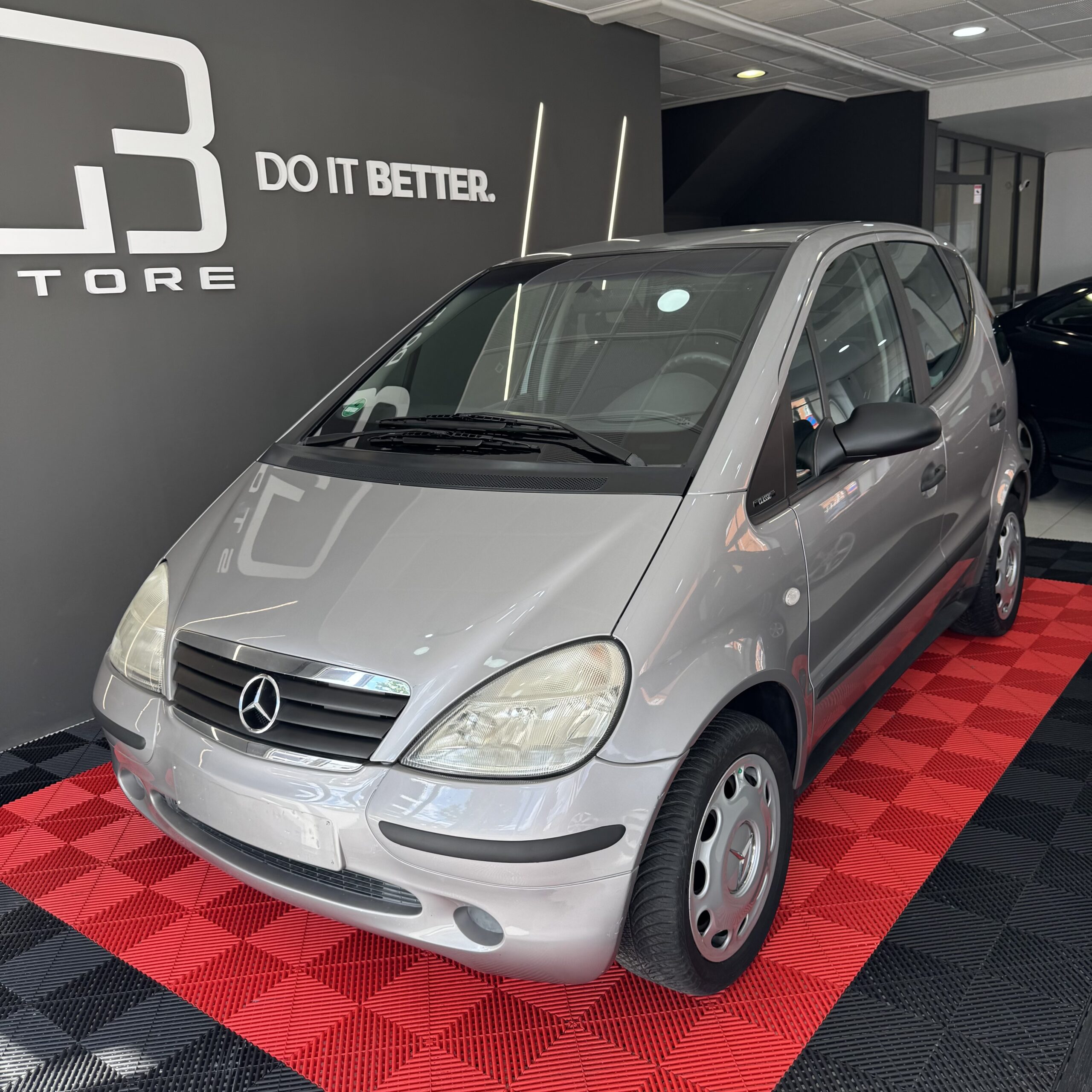 Foto exterior Mercedes-Benz Clase A 140 CLASSIC