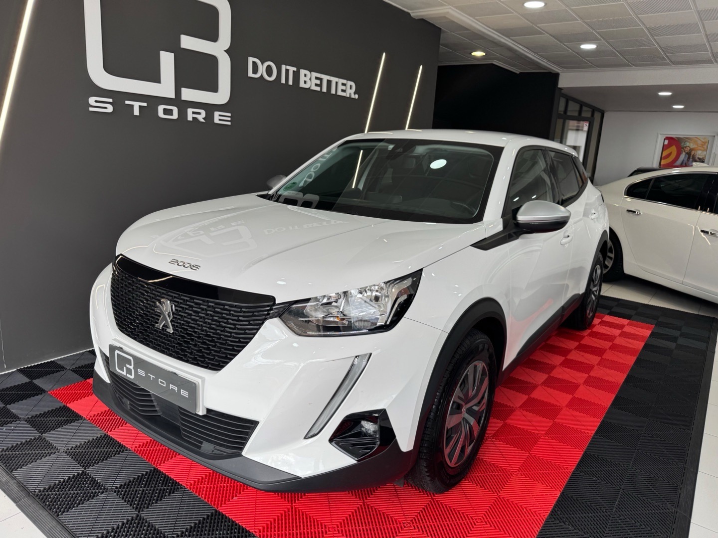 Foto exterior Peugeot 2008 Active BlueHDI